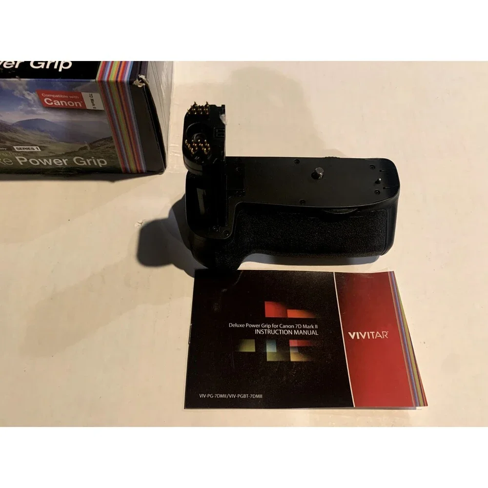 Vivitar Deluxe Power Grip for Canon 7D Mark II #VIV-PG-7DMII (SEE PHOTOS)